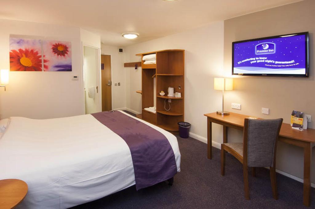 Premier Inn Southsea Portsmouth Exterior photo